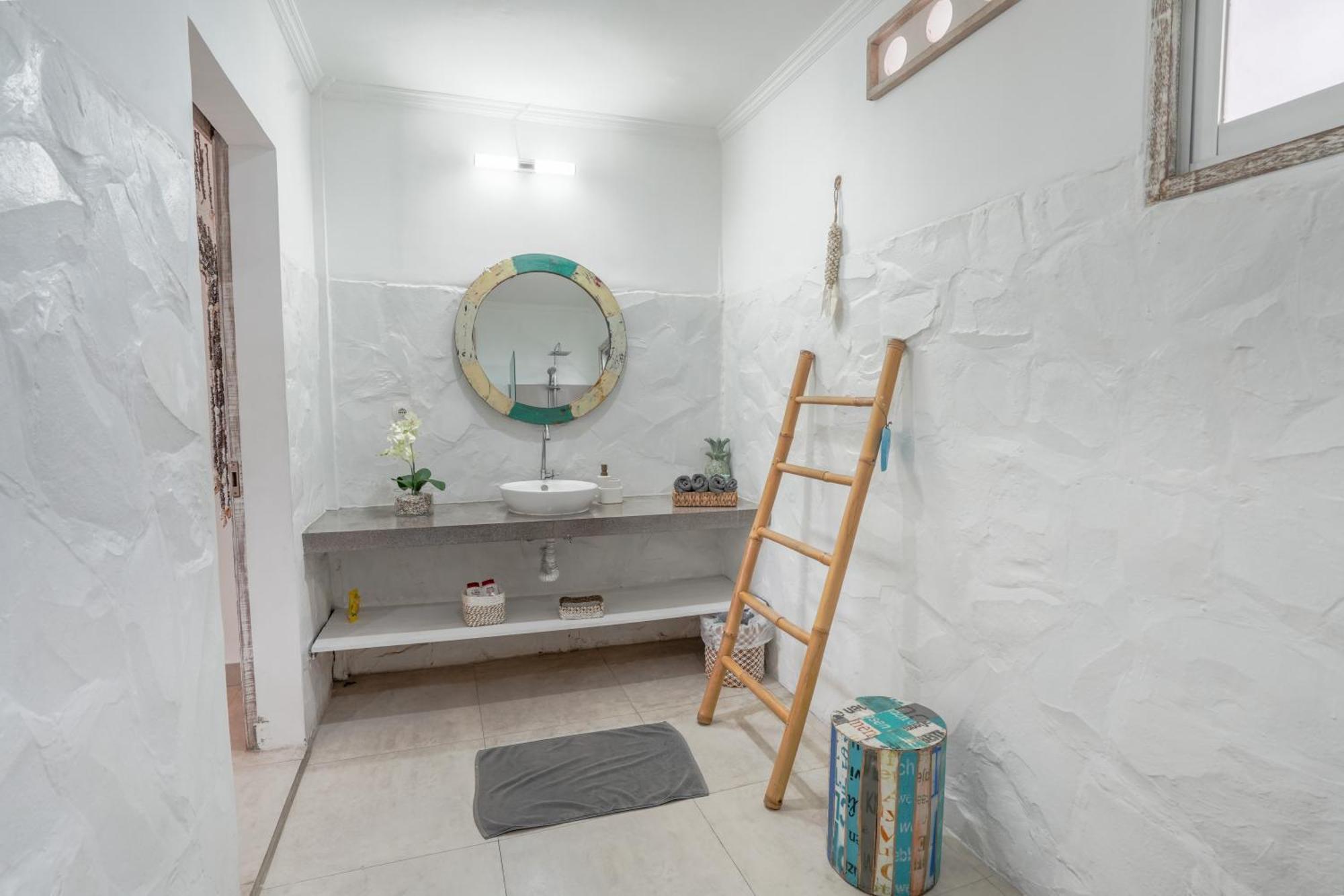 Villa Piece Of Peace Private 3Br With Large Pool And Garden チャングー エクステリア 写真